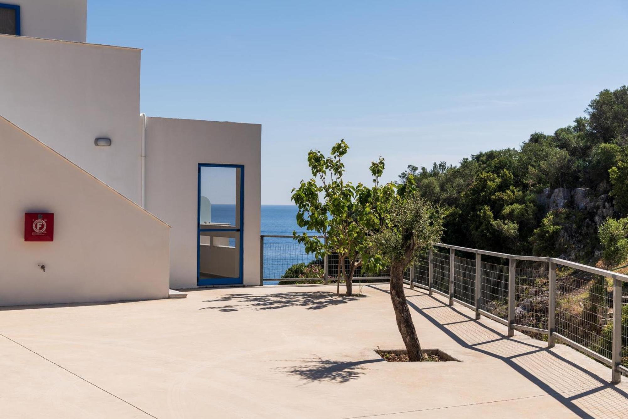 Mikro Nisi Studios & Apartments Agios Nikolaos  Exteriör bild