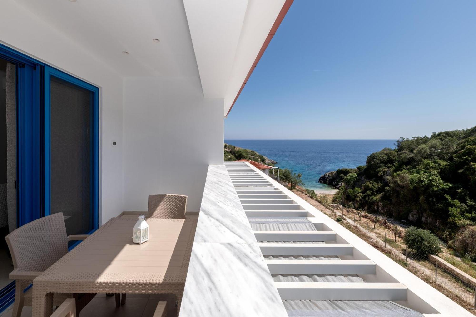 Mikro Nisi Studios & Apartments Agios Nikolaos  Exteriör bild