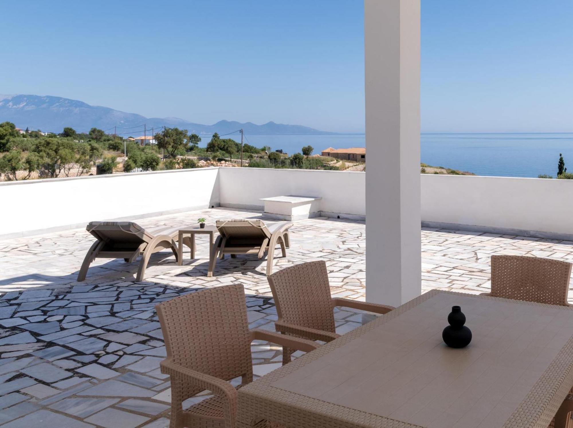 Mikro Nisi Studios & Apartments Agios Nikolaos  Exteriör bild