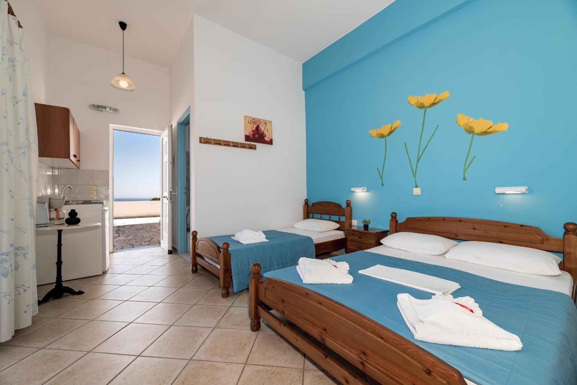 Mikro Nisi Studios & Apartments Agios Nikolaos  Exteriör bild