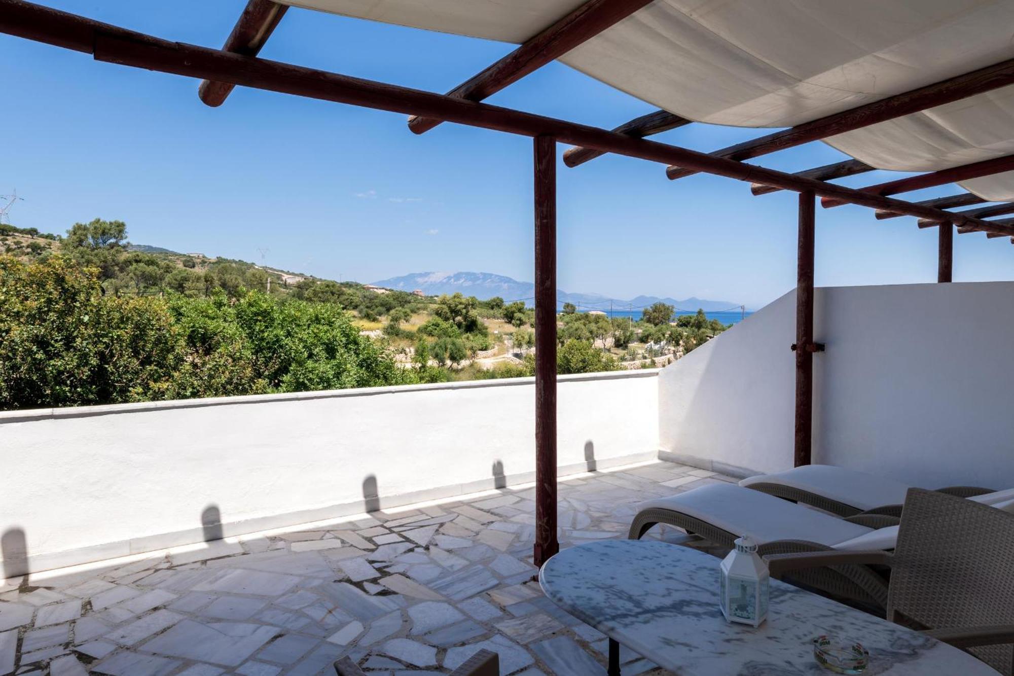 Mikro Nisi Studios & Apartments Agios Nikolaos  Exteriör bild